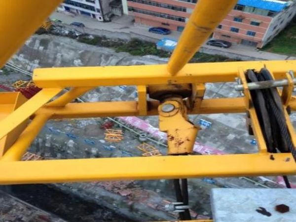 穆棱市吊车租赁_远诚吊装公司吊装作业的形式